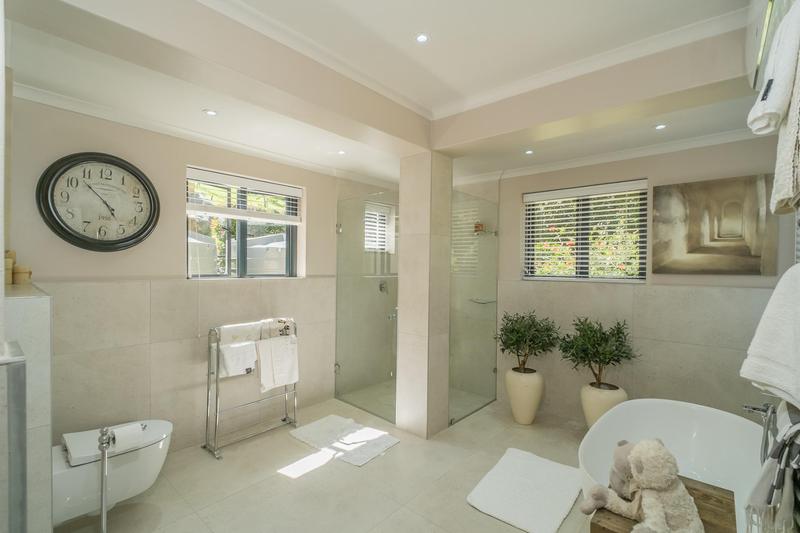4 Bedroom Property for Sale in Kenrock Country Estate Western Cape